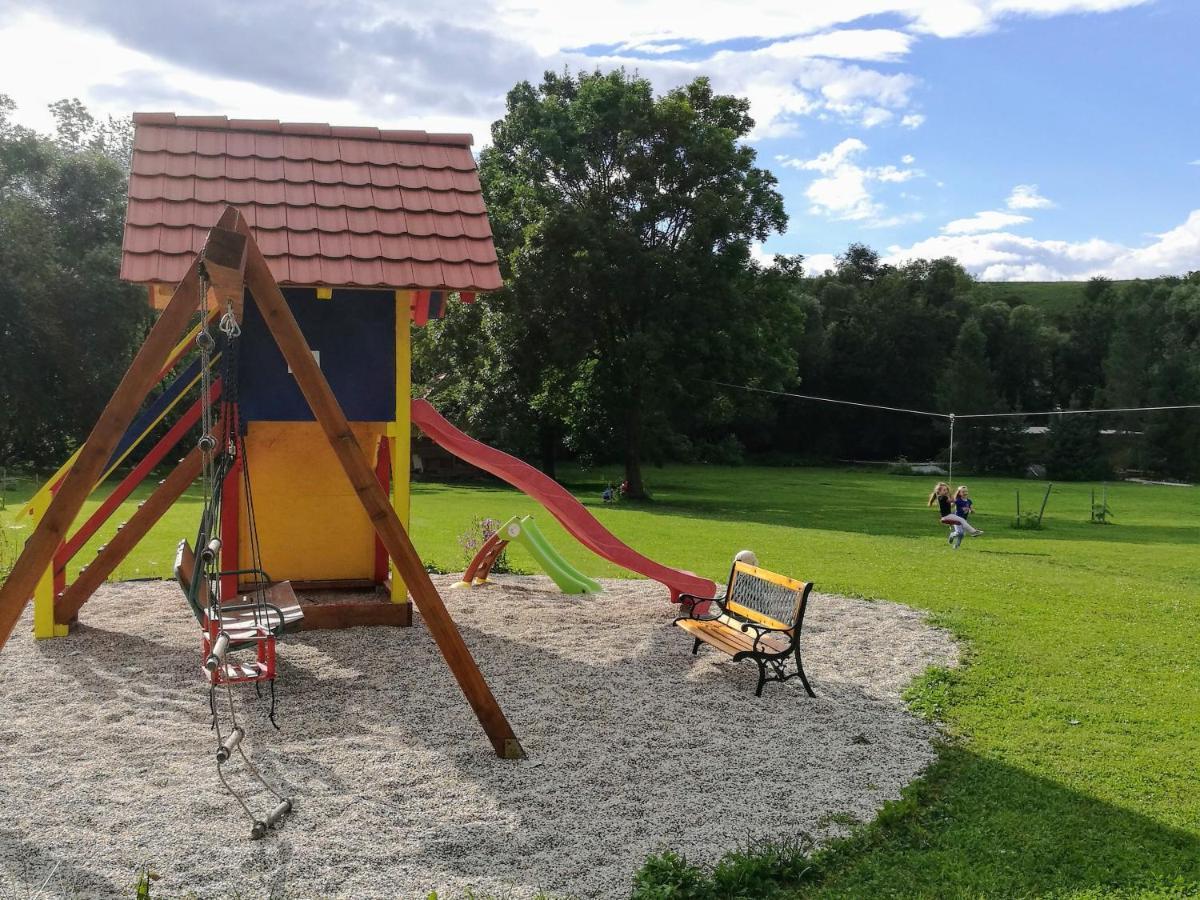 Holiday Raj Bešeňová Buitenkant foto